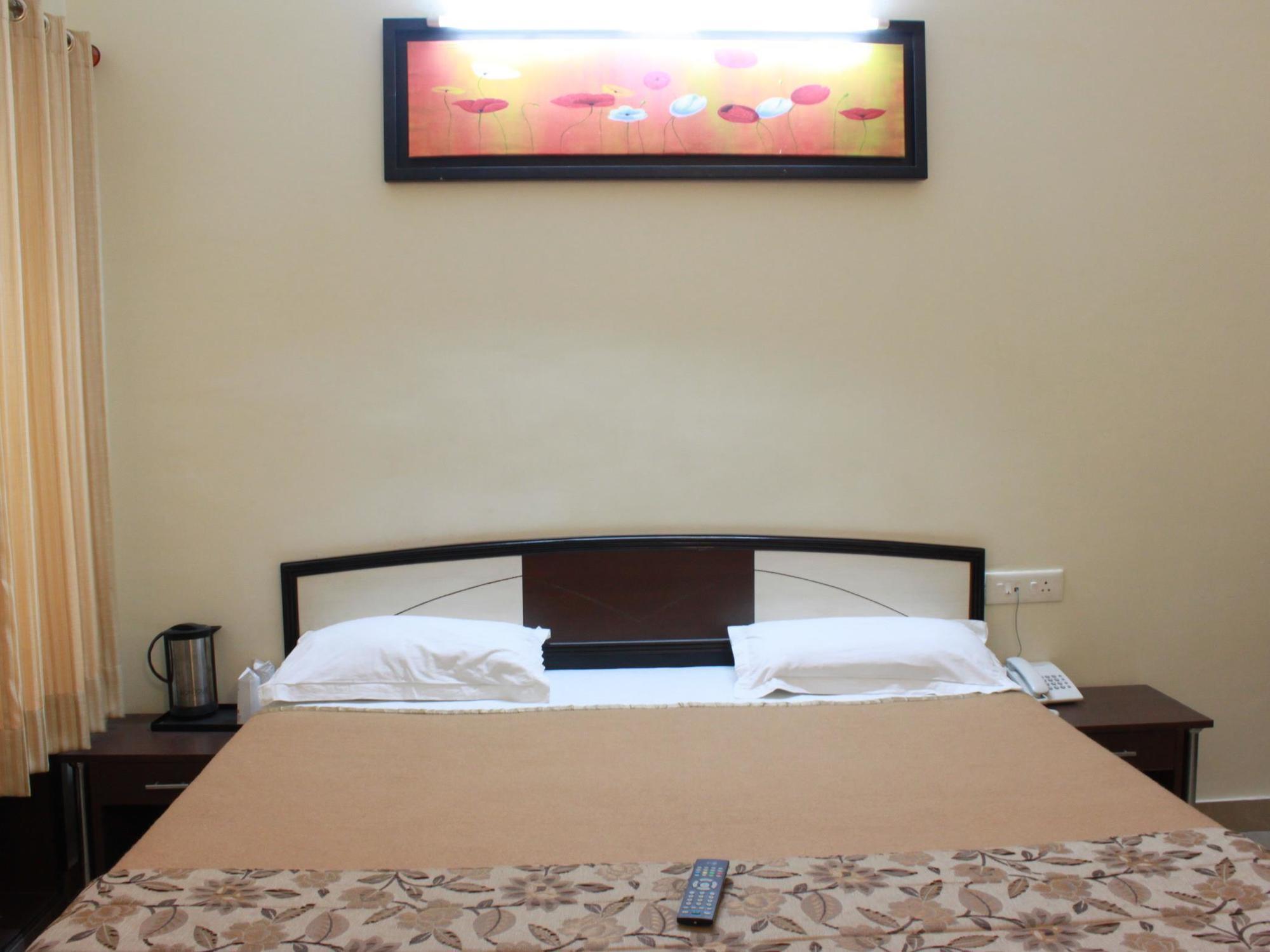 Hotel Utsav Dehradun Exterior photo
